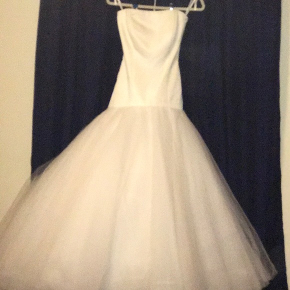 Romona Keveza Collection Wedding Gown, Size 4 EUC - Picture 5 of 8